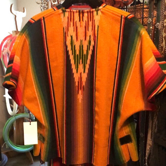 Karen Wilkinson of Santa Fe One of a kind Saltillo Serape Jacket Hip Length. - Picture 2 of 3